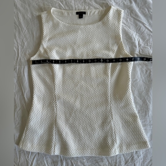Ann Taylor Textured Jacquard Peplum Top - White Small - Picture 5 of 6